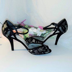 STUART WEITZMAN Floral Embroidered Mesh Sh…